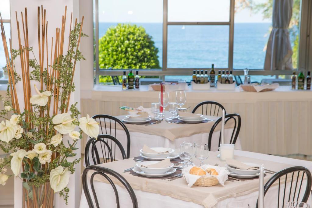 Hotel Adler Gabicce Mare Exterior foto