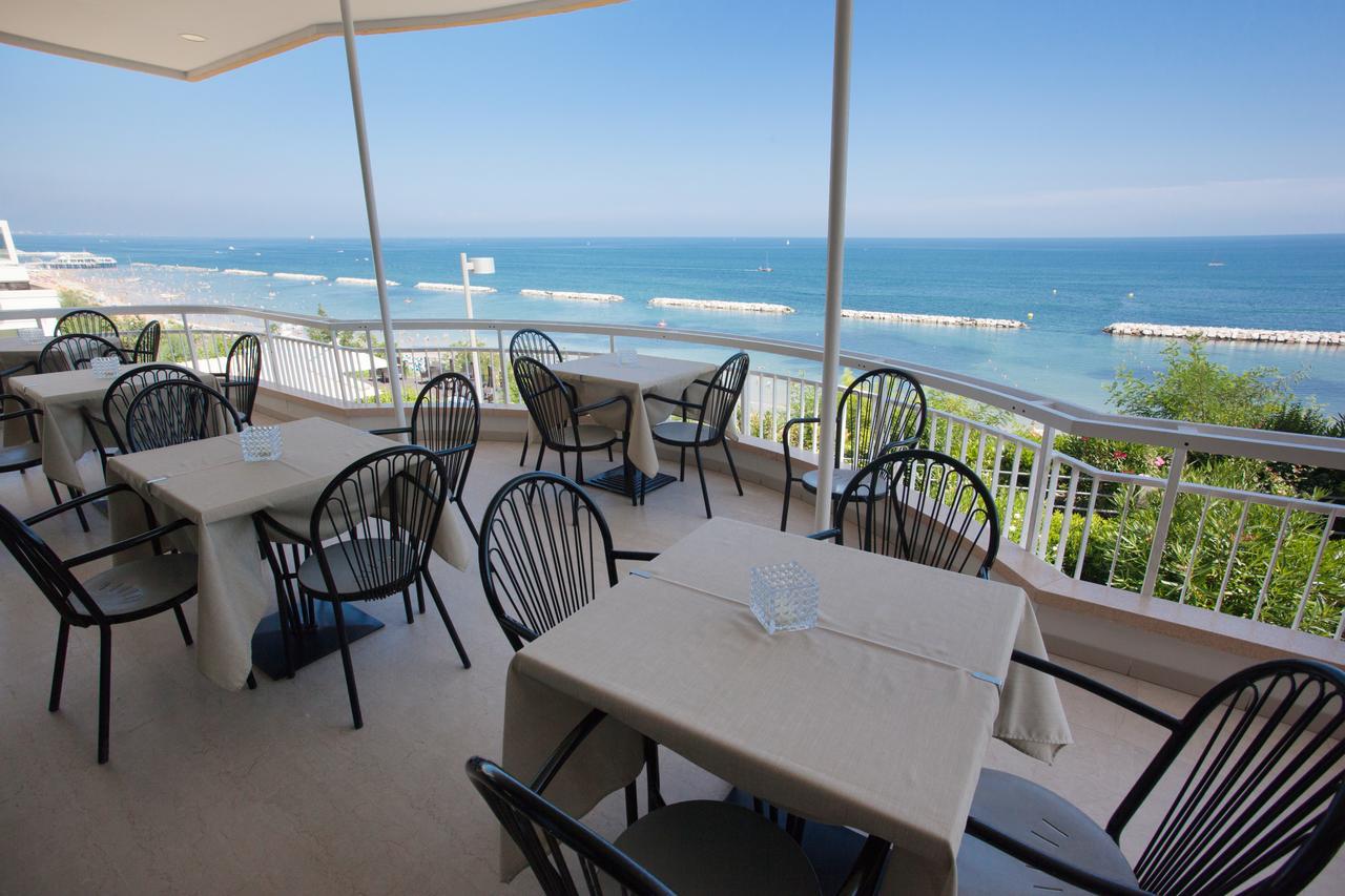 Hotel Adler Gabicce Mare Exterior foto